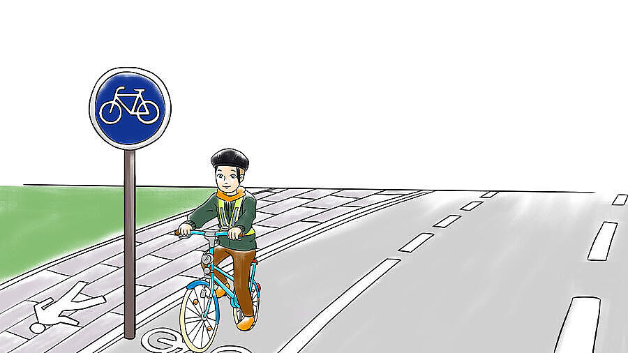 Ein Kind mit Helm fährt auf einem Fahrrad auf einem separaten Radweg. Ein Schild mit einem Fahrradsymbol zeigt den Radweg an.